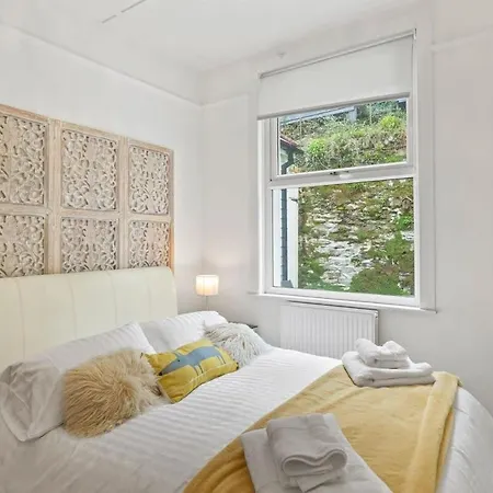 Cosy On The Waterfront Private Parking Vakantiehuis